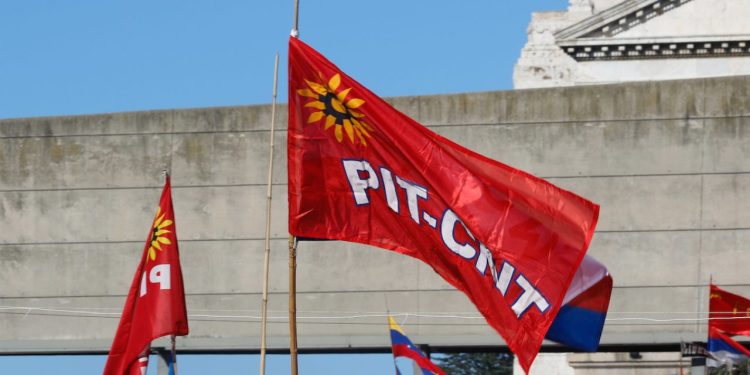PIT-CNT posterga paro por mal tiempo