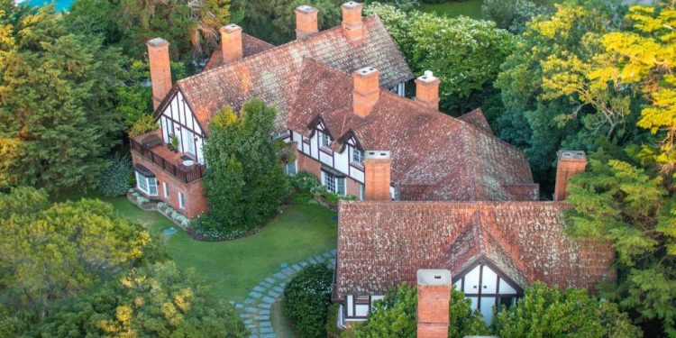 Hotel L’Auberge cumple 75 años: un tesoro arquitectónico con gran valor para Punta del Este