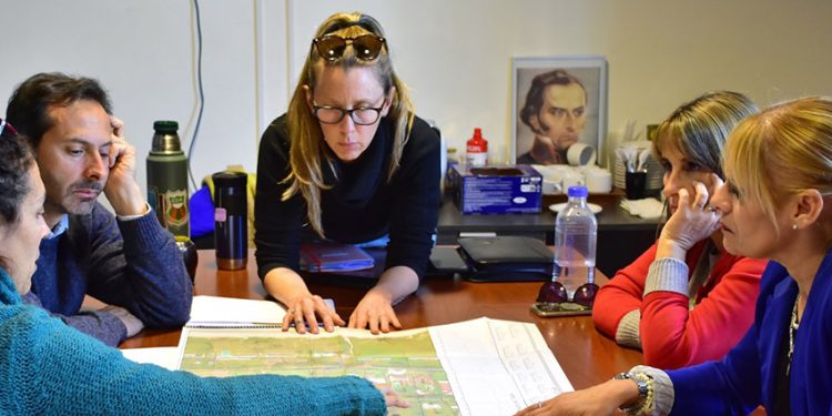 Vecinos de Punta Ballena y Municipio de Maldonado trabajan juntos para recuperar sitios emblemáticos del barrio 