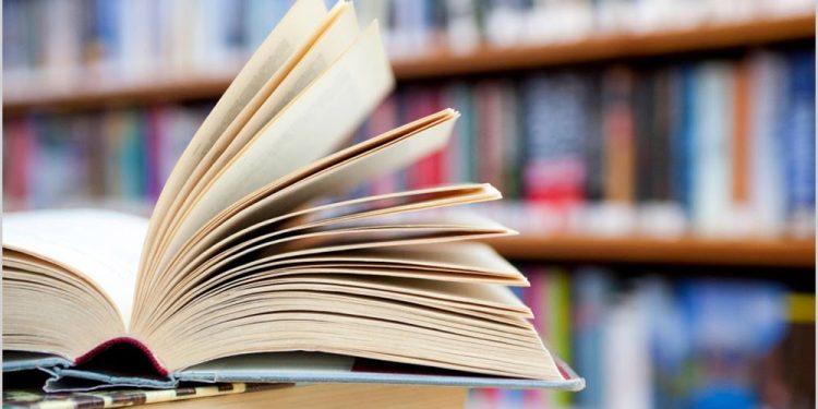 Entre Líneas y Arte: Jornada de poesía el 14 de octubre en el MACA