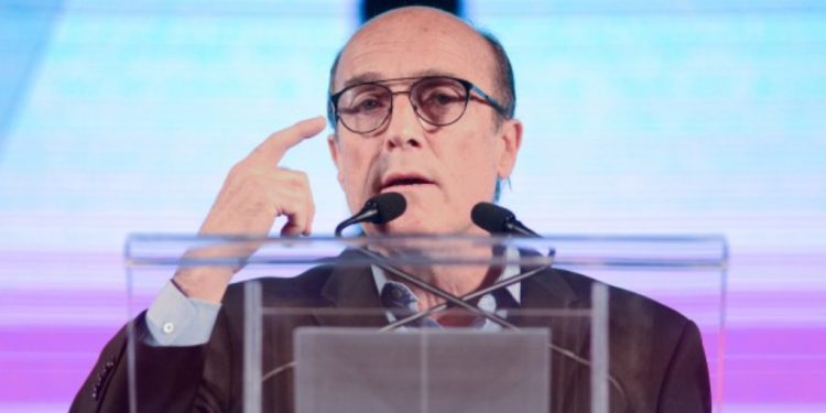 Daniel Martínez volvió a la política con el lema «No te rindas»