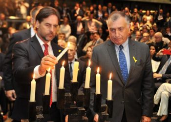 Lacalle Pou participó en homenaje al pueblo judio