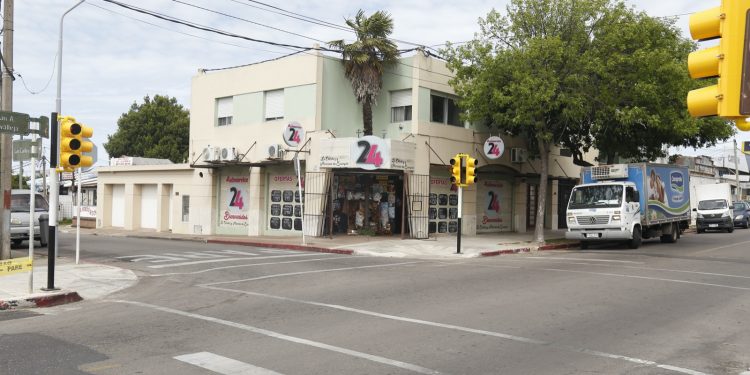 Semáforos en Avenida Lavalleja operativos a partir de este martes 14 de noviembre