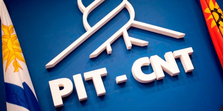 PIT-CNT expresó solidaridad con el pueblo argentino ante «la embestida del gobierno reaccionario»
