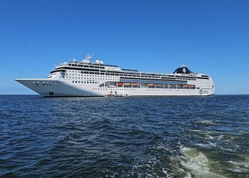 El crucero MSC Lirica ya está en Punta Del Este