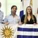 Patricia Pita recibió el pabellón nacional de parte del presidente Lacalle Pou
