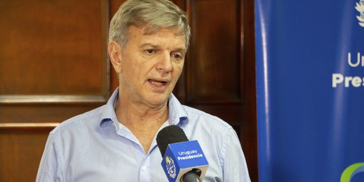 Gobierno acondiciona plazas y piscinas para impulsar deporte comunitario