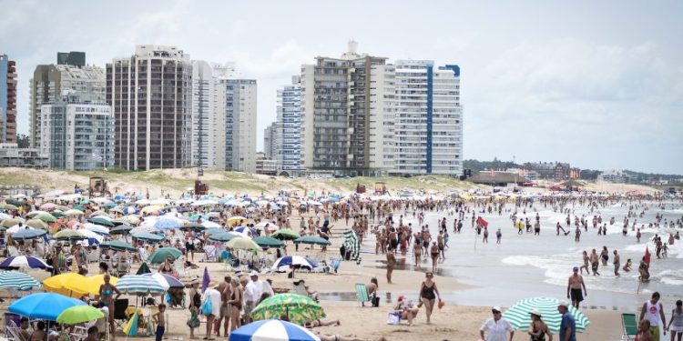 Monzeglio: «Los precios entre Argentina y Uruguay eran siderales ahora se van acotando»