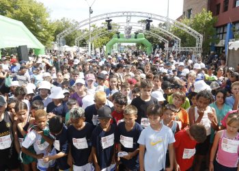 1000 niños inundaron las calles de Maldonado con la tradicional carrera San Fernandito