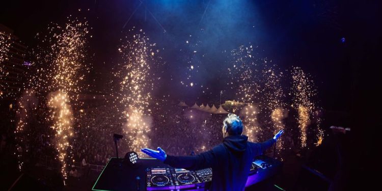 David Guetta regresa esta noche a Punta del Este con un espectáculo impactante