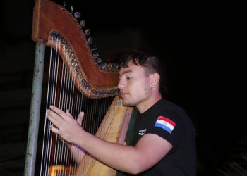 El pueblo paraguayo dijo presente en la Playa Brava