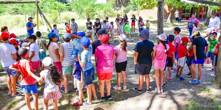 11.000 niños participarán de las escuelas de verano