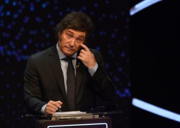Gobierno argentino trabaja para evitar una «crisis», afirma Milei