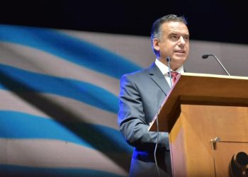 Orsi sorprende con cena de recaudación de fondos en Punta del Este para financiar campaña electoral