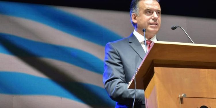 Orsi sorprende con cena de recaudación de fondos en Punta del Este para financiar campaña electoral