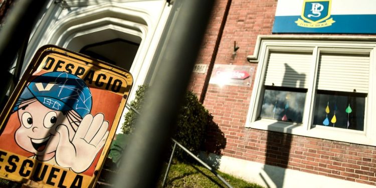 Anep analizará este jueves la ordenanza que regula el cierre de colegios privados
