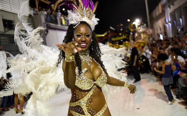 40 mil personas reciben un ingreso gracias al Carnaval