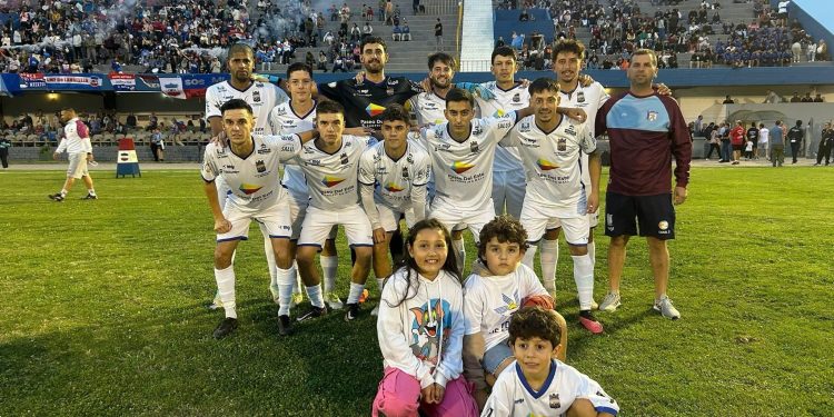 Maldonado logró una importante victoria en la primera final del este