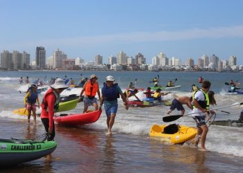 Ya se inscribieron unas 900 personas a la nueva Travesía en kayak y paddle surf a la Isla Gorriti