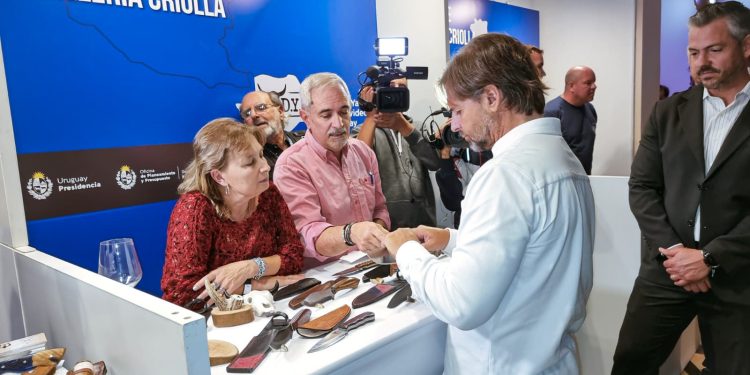 Exhibición de cuchillería criolla volverá a contar con la presencia de Lacalle Pou