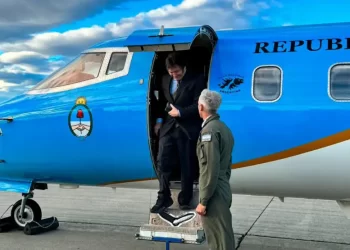 Milei emprende su primera gira internacional por Israel, Roma y el Vaticano en una semana clave por la Ley Ómnibus