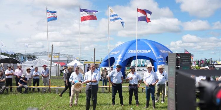 Jerarcas del Gobierno abrieron la 27ª edición de ExpoActiva