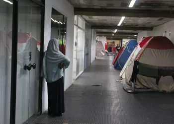 Mas de 60 afganos siguen acampados en el aeropuerto de São Paulo