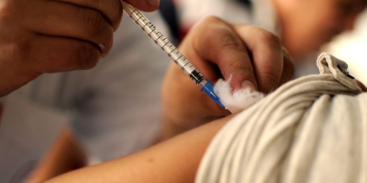 Vacunas contra la gripe llegarían esta semana