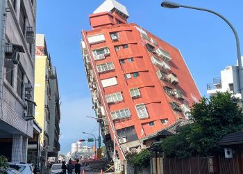 Impactante terremoto en Taiwan dejó al menos 9 muertos y más de 800 heridos