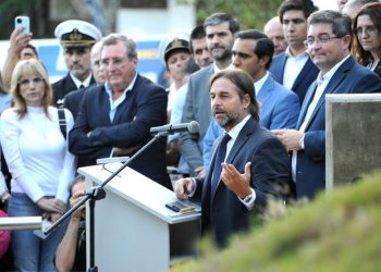 Lacalle Pou presentó el nuevo centro de salud «Enrique Claveaux» donde era el ex hospital Filtro
