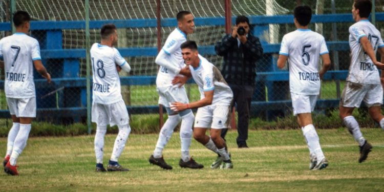 Atenas y Torque igualaron 1 a 1