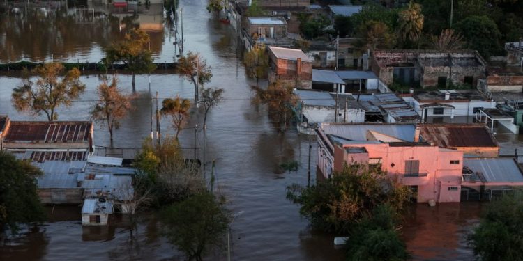 Hay casi 4000 desplazados por inundaciones, la mitad en Paysandú