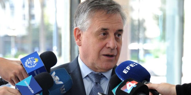 Decreto del Ejecutivo permitirá regularizar situación migratoria de unos 20 mil residentes extranjeros