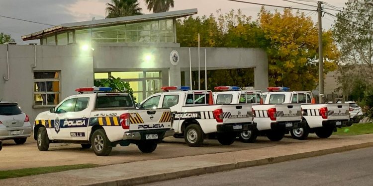 Robaron objetos de un local nocturno en Maldonado y fueron detenidos por la policía