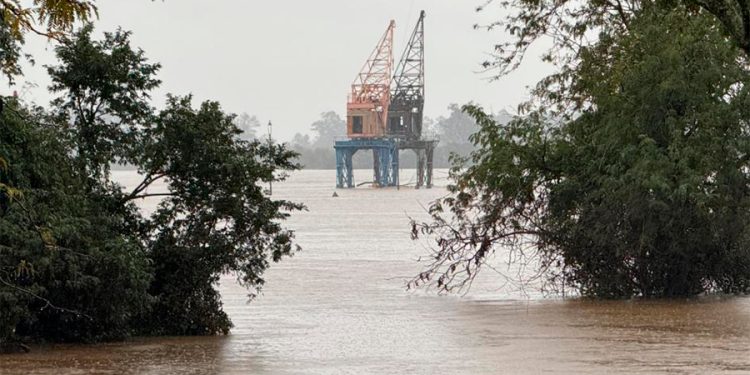 Más de 3000 personas permanecen desplazadas por inundaciones, informa Sinae