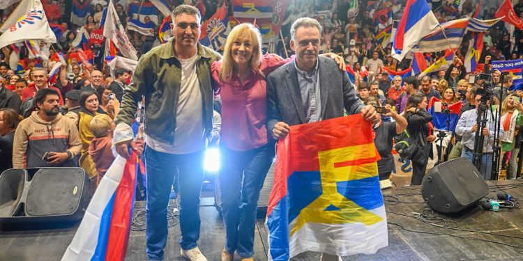 Acto de Cosse, Orsi y Lima en la Plaza San Fernando de Maldonado