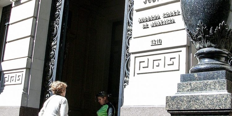 Los defensores de oficio se declararon en conflicto