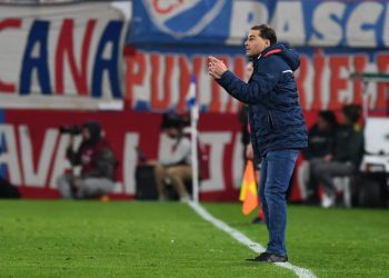 Nacional descontó dos puntos en la Anual a Peñarol