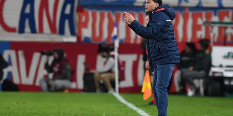 Nacional descontó dos puntos en la Anual a Peñarol