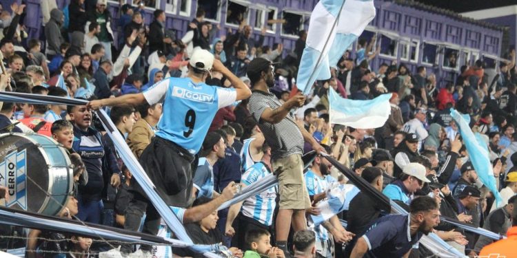 Cerro dio el batacazo y le ganó a Nacional 3 a 0