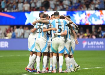 Copa América: la selección argentina comenzó la defensa del título con un triunfo ante Canadá
