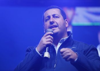 Echeverría propone canastas de materiales subsidiadas para facilitar la construcción en terrenos