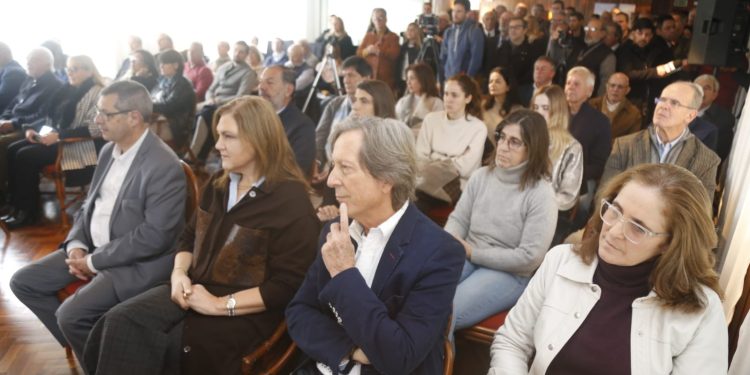 Cómo una idea de transformación revolucionaria Antía presentó proyecto que cambiará zona Portuaria y Falero aspira a que el año electoral no lo impida