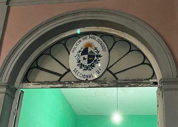 Hombre que se encontraba con su pareja fue apuñalado en la calle sorpresivamente