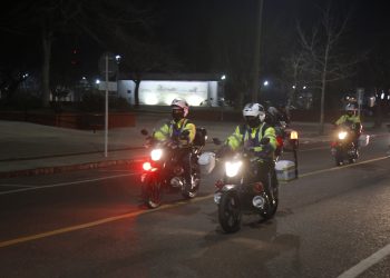 Tránsito inspeccionó 557 vehículos y retuvo 27 motos y un auto durante el fin de semana