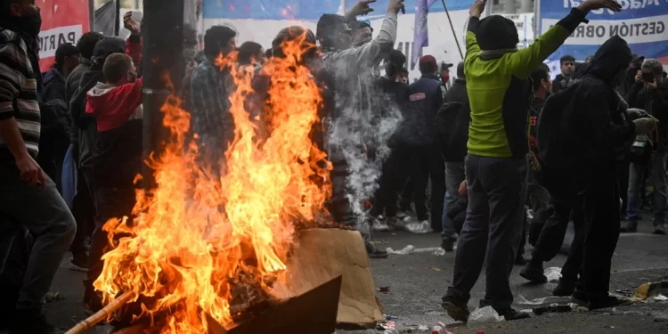 Argentina: denunciaron por «terrorismo» a quienes participaron de los incidentes en el Congreso