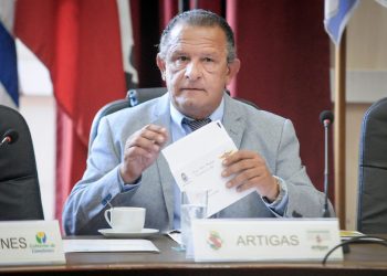 Intendente de Artigas condenado por irregularidades en el pago de horas extras