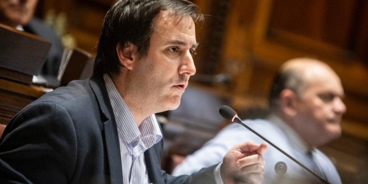Ley de medios: colorados van a solicitar públicamente el veto al artículo de CA
