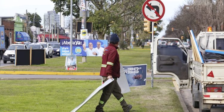 Desde la IDM garantizaron que el 90% de la cartelería política ya fue retirada de las calles