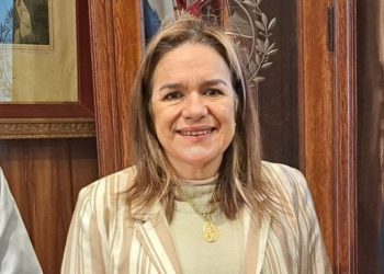 Elita Volpi asume como intendenta de Artigas tras la renuncia de Caram
